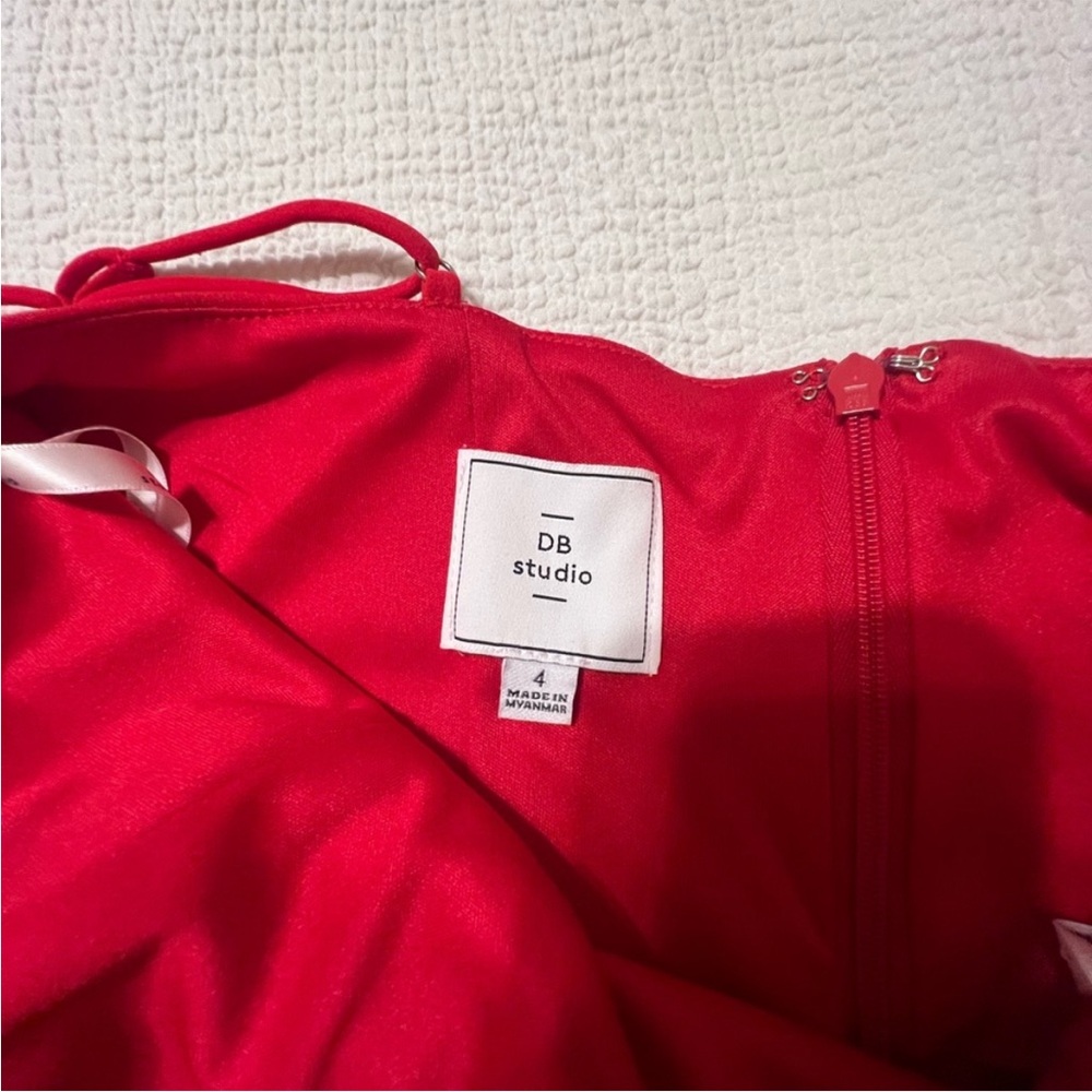 Elegant Red Sleeveless Maxi Dress - Picture 5 of 6